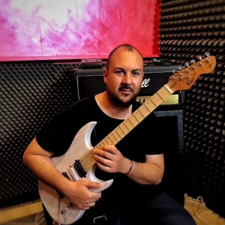Panico guitars artist Matteo Scarrone - Sandro Giacobbe