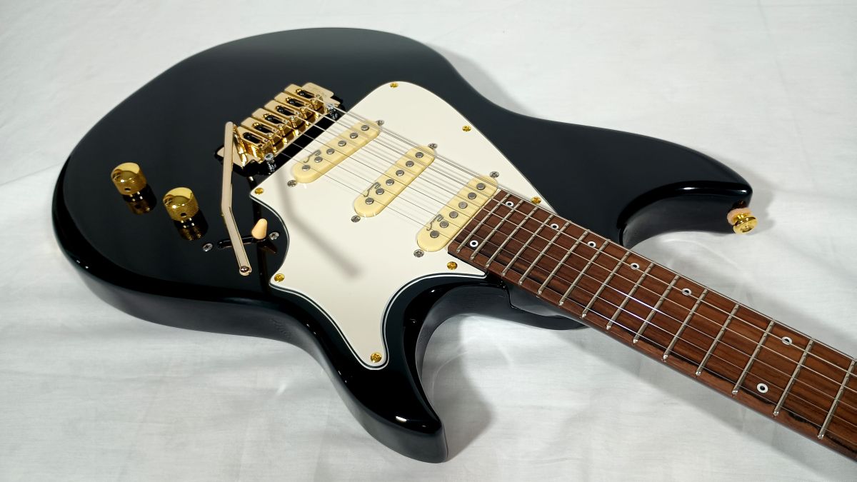 V-Series V155T Black custom gloss - immagine 3