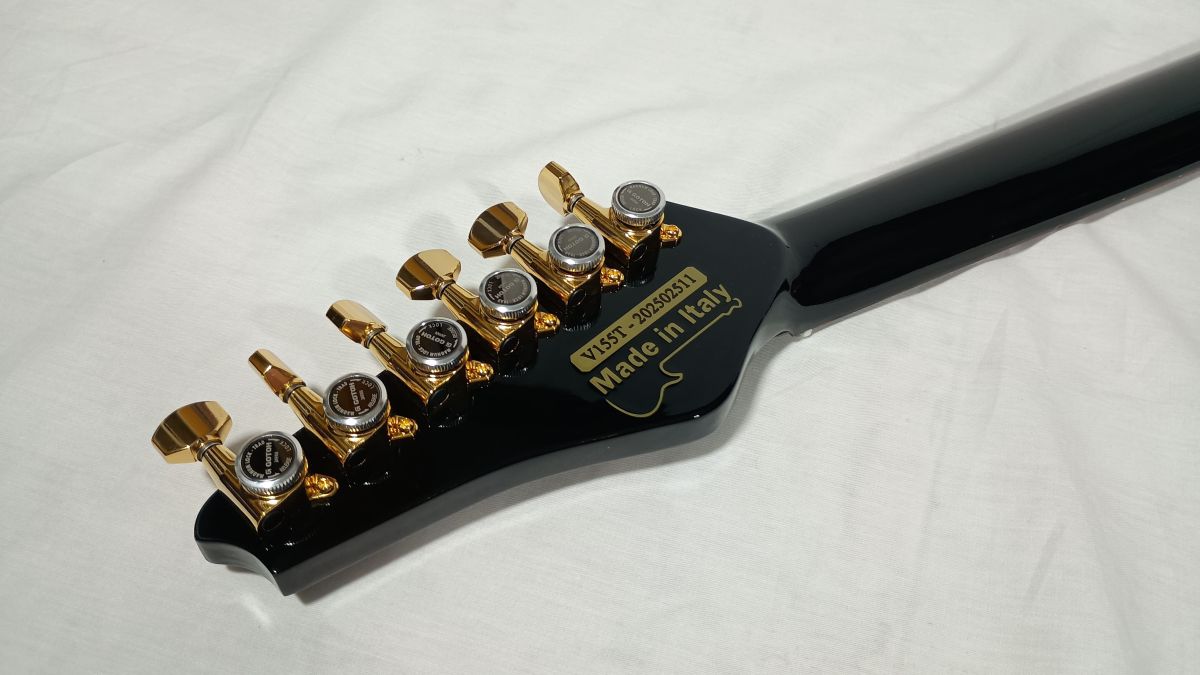 V-Series V155T Black custom gloss - immagine 9